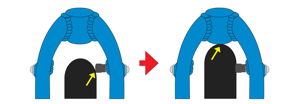 フロントタイヤストッパーに前タイヤを擦りながらタイヤをフロントフォークの下面にぶつかるように持ち上げます