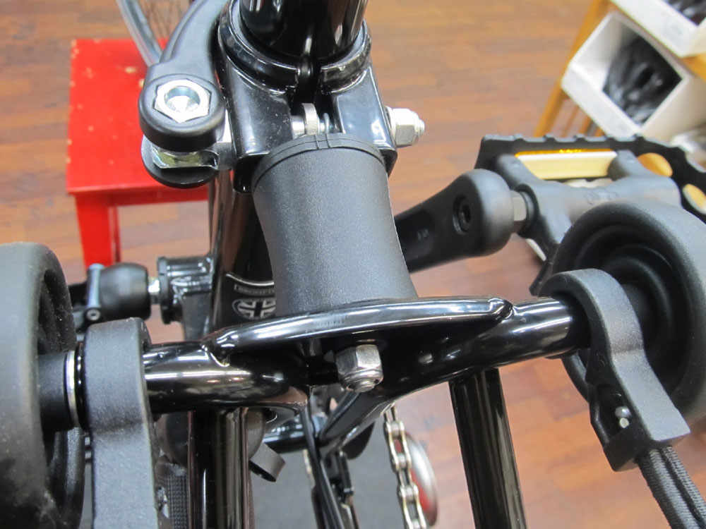 BROMPTON Suspension Block Kitの取付方法7